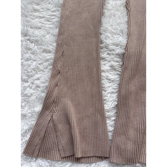 Pink Rose women's sz. M tan rayon blend flared soft waist ribbed pants. SOFT - Picture 4 of 13